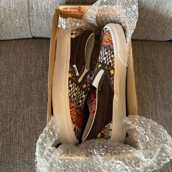 NEW Vans Womens Classic Slip On Fair Isle Brown White Low Print Sneaker Shoes 6 - Picture 5 of 11